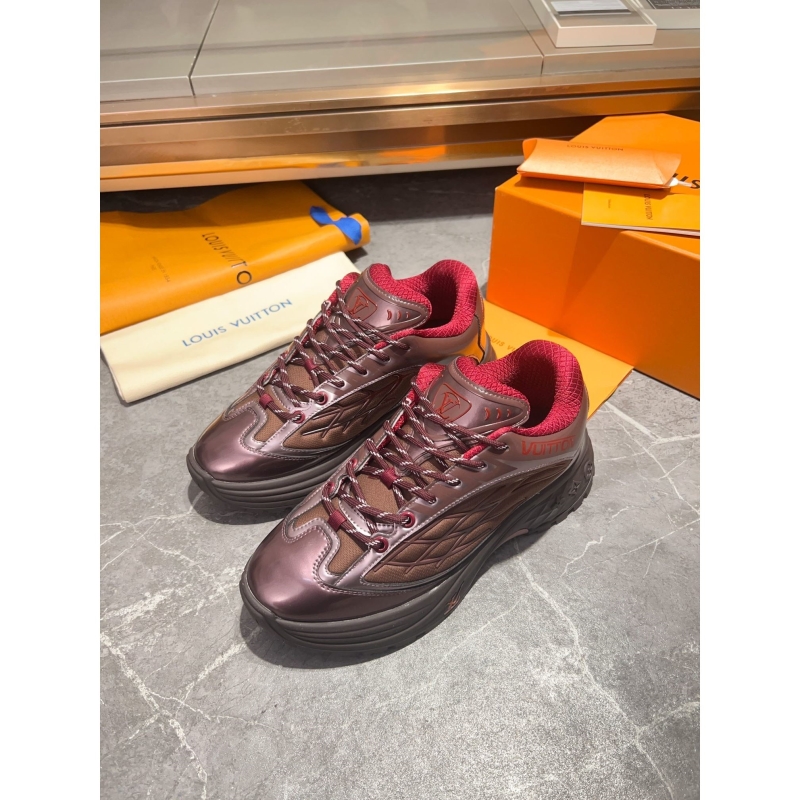 l**is V*t*n sneakers